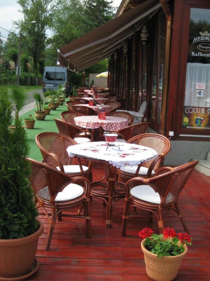 Hermina Panzio Сиофок Екстериор снимка